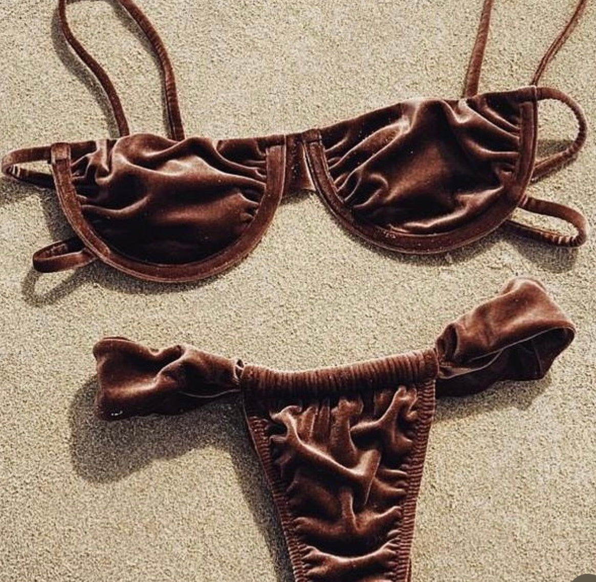 Bikini brown